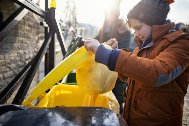 Best Yard Waste Removal  in Holcom, KS